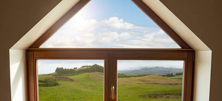Trapezoid Window Maintenance in Santa Rosa, CA